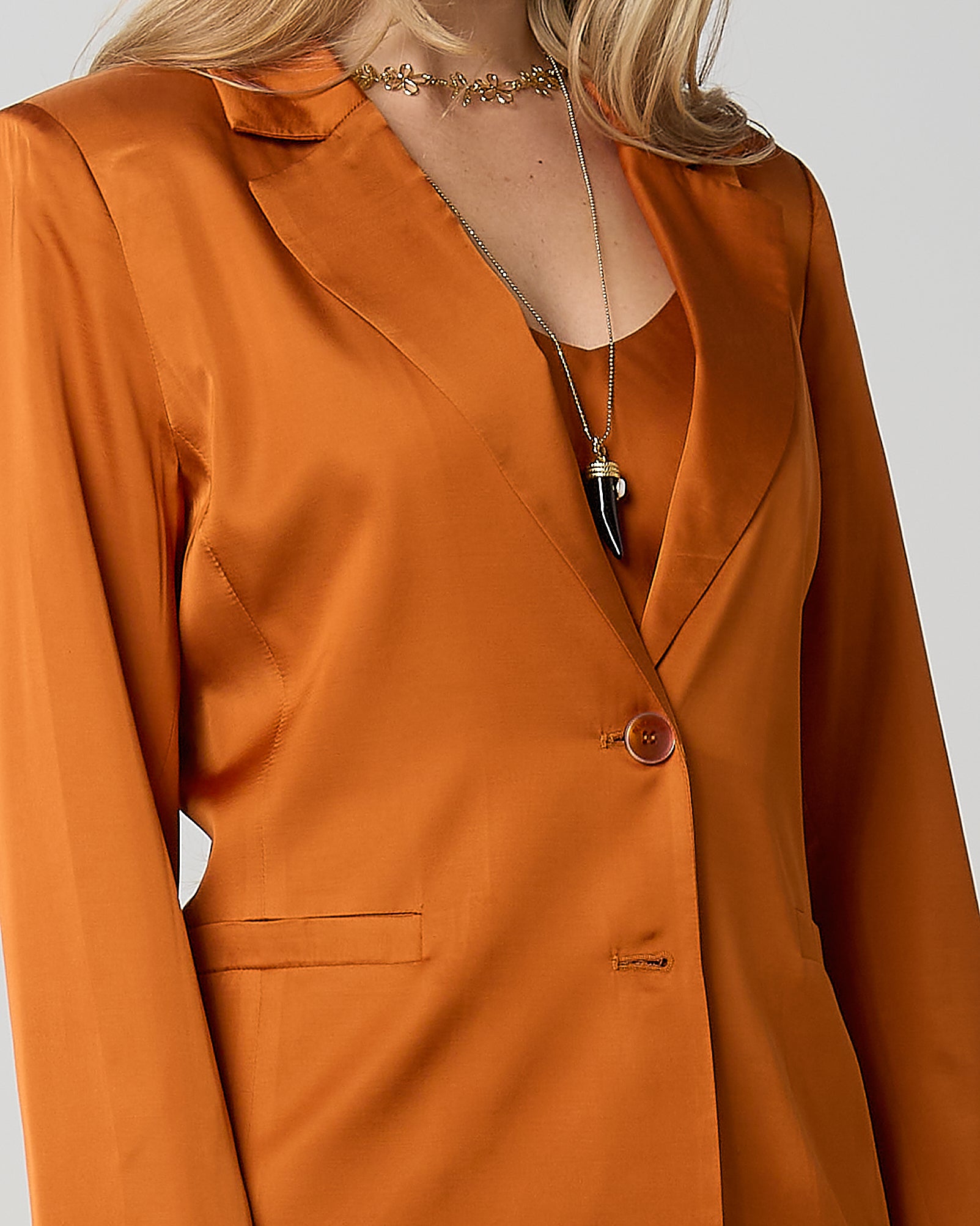 Giacca-SURKANA-cod.-525LITE328-55-viscosa-45-rayon-159.90..-Koacouture_ad723131-0665-474d-a460-699df654a9f8