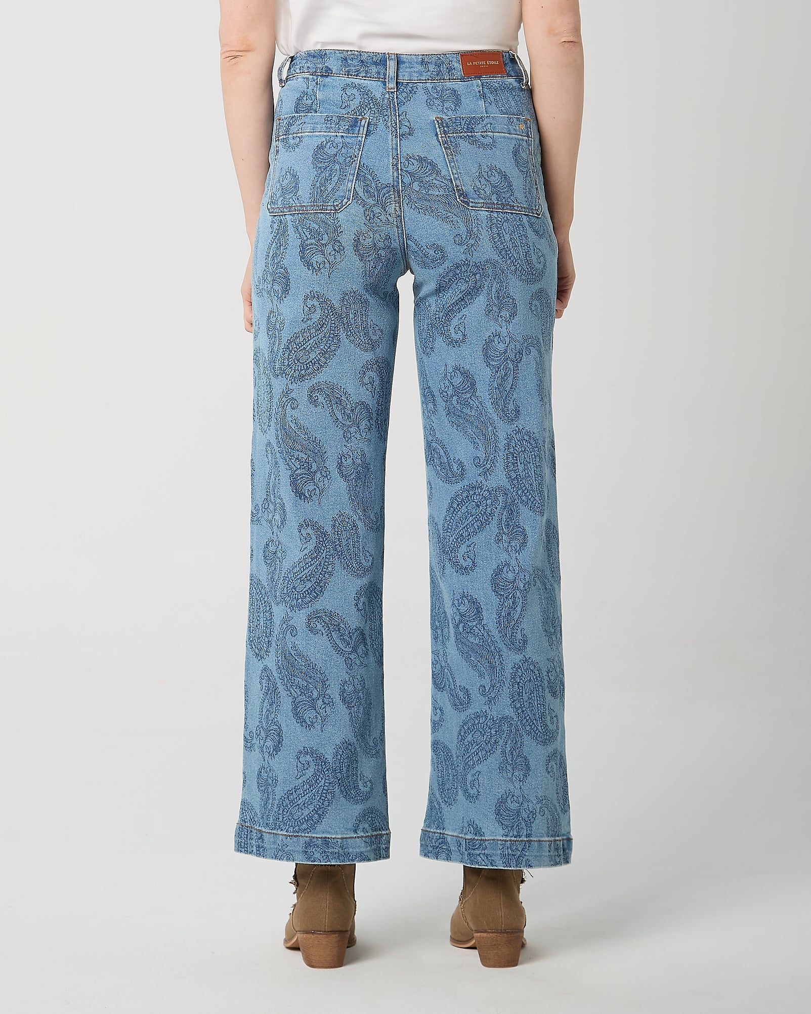 Jeans Disegno Cashmere Con Tasche A Toppe