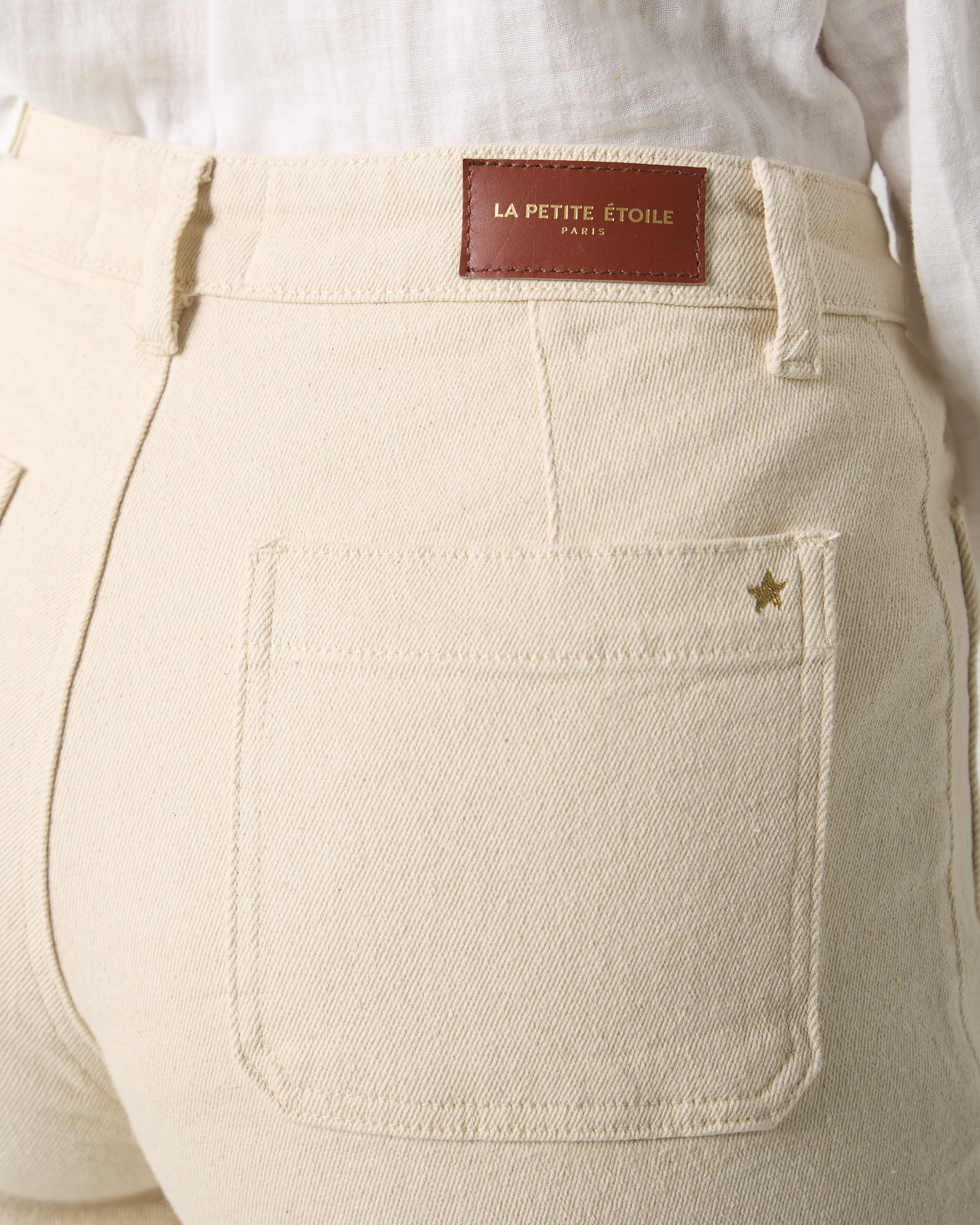 Jeans LPE cod ATLANTA 98 cotone2 elastane ecru modella koacouture 3